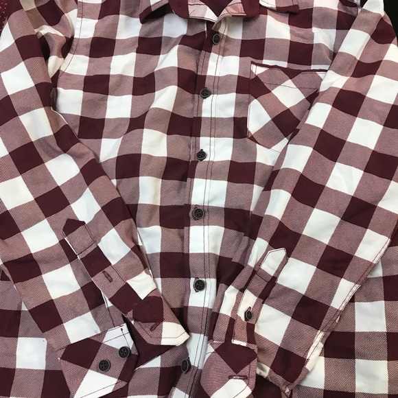 Button downs - Picture 7 of 7